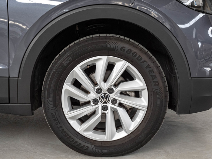 Renting Volkswagen T-Cross Advance 1.0 TSI 81 kW (110 CV) Ocasión 2