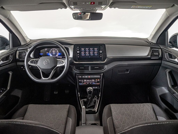 Renting Volkswagen T-Cross Life 1.0 TSI 70 kW (95 CV) Ocasión
