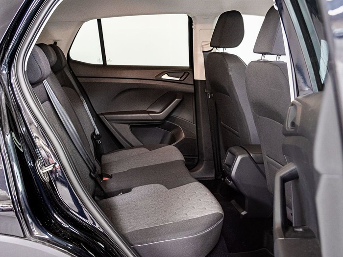 Renting Volkswagen T-Cross Life 1.0 TSI 70 kW (95 CV) Ocasión