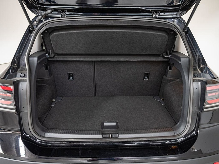 Renting Volkswagen T-Cross Life 1.0 TSI 70 kW (95 CV) Ocasión