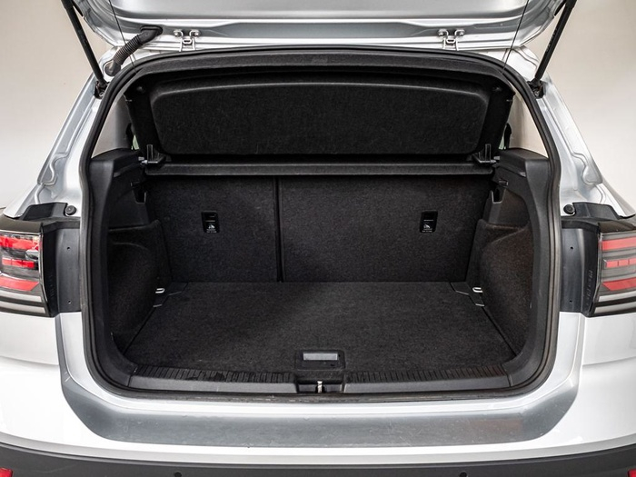Renting Volkswagen T-Cross Life 1.0 TSI 85 kW (115 CV) Ocasión 1 1