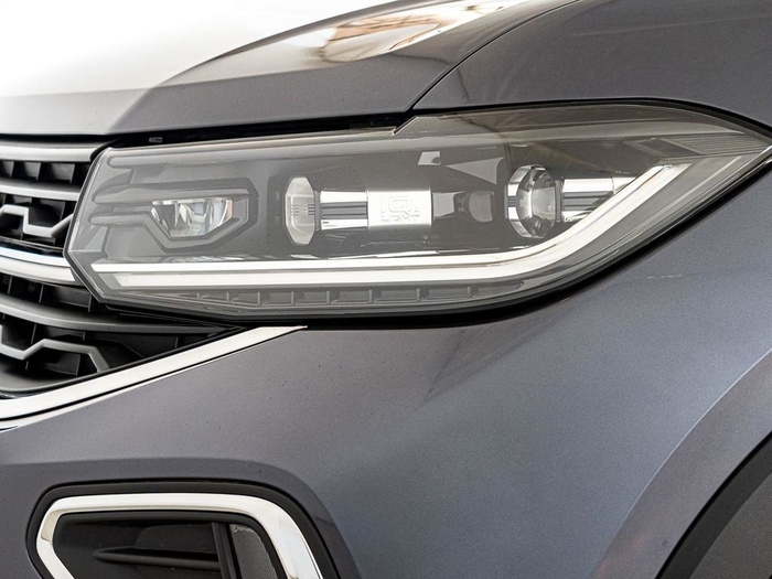 Renting Volkswagen T-Cross R-Line 1.0 TSI 85 kW (115 CV) DSG Ocasión