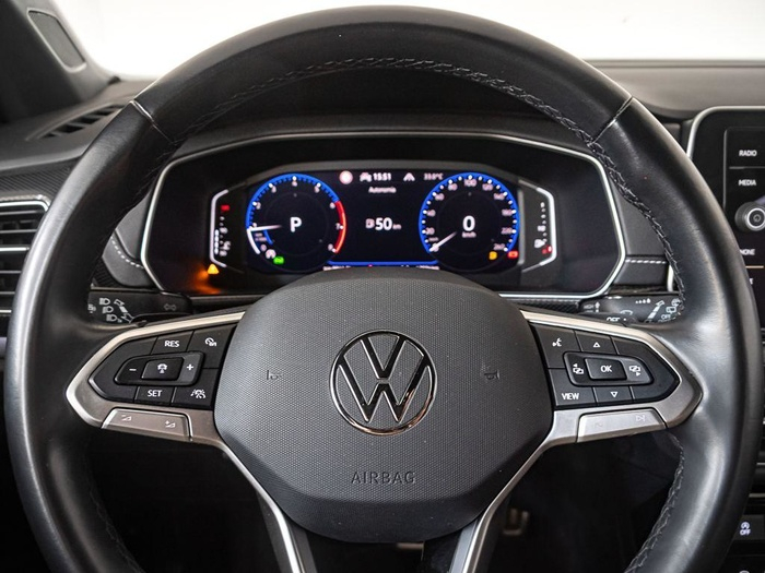 Renting Volkswagen T-Cross R-Line 1.5 TSI 110 kW (150 CV) DSG Ocasión
