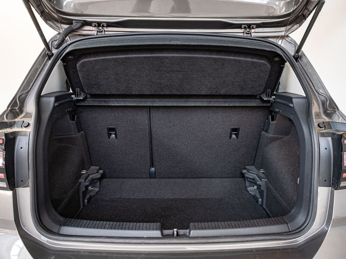 Renting Volkswagen T-Cross Sport 1.0 TSI 81 kW (110 CV) Ocasión 1