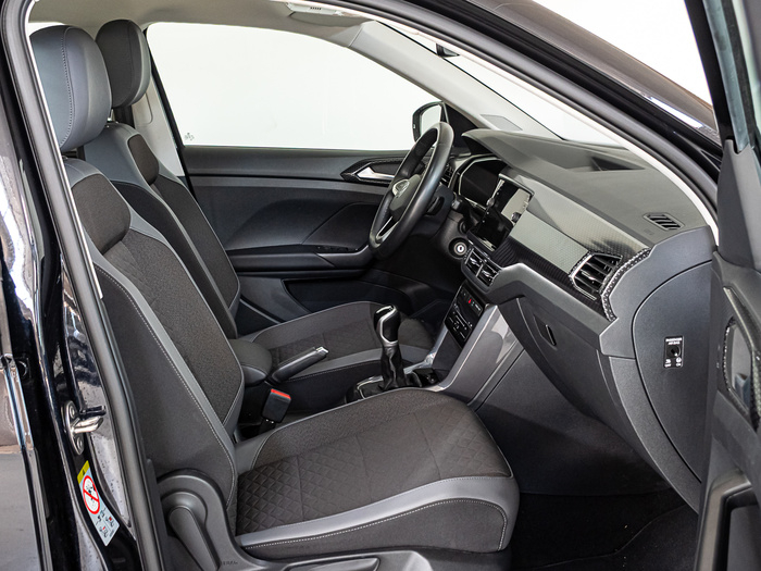Renting Volkswagen T-Cross Sport 1.0 TSI 81 kW (110 CV) Ocasión