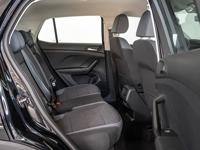 Renting Volkswagen T-Cross Sport 1.0 TSI 81 kW (110 CV) Ocasión