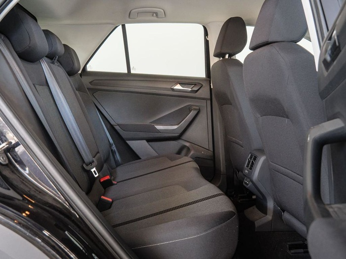 Renting Volkswagen T-Roc Life 1.0 TSI 81 kW (110 CV) Ocasión 1