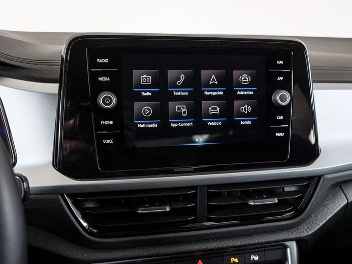 Renting Volkswagen T-Roc «Más» 1.0 TSI 85 kW (115 CV) Ocasión