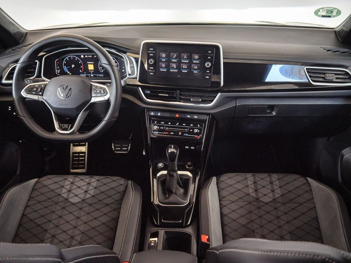 Renting Volkswagen T-Roc R-Line 1.5 TSI 110 kW (150 CV) DSG Ocasión 1