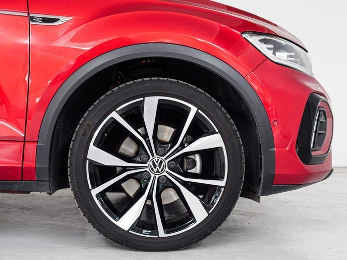 Renting Volkswagen T-Roc R-Line 1.5 TSI 110 kW (150 CV) DSG Ocasión 1