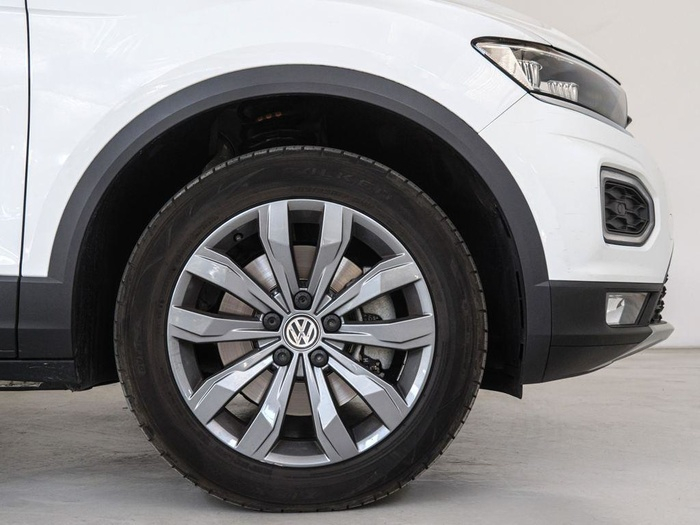 Renting Volkswagen T-Roc Sport 2.0 TDI 4Motion 110 kW (150 CV) DSG Ocasión