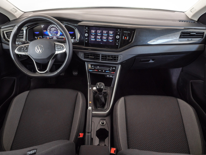 Renting Volkswagen Taigo «Más» 1.0 TSI 70 kW (95 CV) Ocasión 1 2