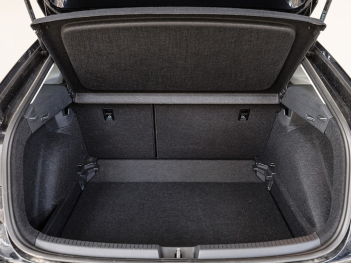 Renting Volkswagen Taigo «Más» 1.0 TSI 70 kW (95 CV) Ocasión 1 2