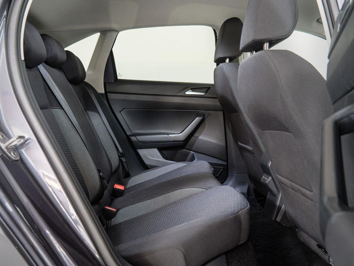 Renting Volkswagen Taigo «Más» 1.0 TSI 70 kW (95 CV) Ocasión 1 3
