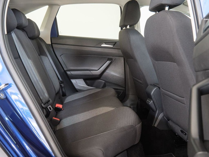 Renting Volkswagen Taigo «Más» 1.0 TSI 85 kW (115 CV) DSG Ocasión