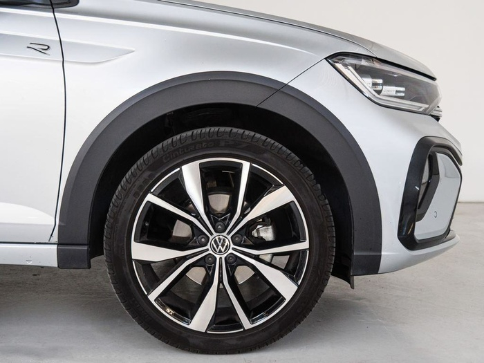 Renting Volkswagen Taigo R-Line 1.0 TSI 85 kW (116 CV) Ocasión