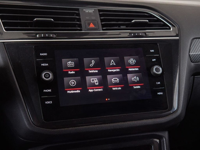 Renting Volkswagen Tiguan Allspace R-Line 1.5 TSI 110 kW (150 CV) DSG Ocasión