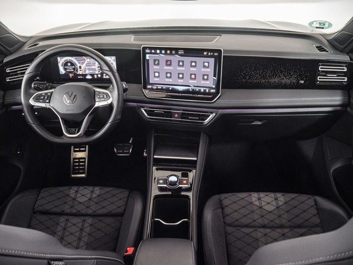 Renting Volkswagen Tiguan R-Line 2.0 TDI 110 kW (150 CV) DSG Ocasión 2
