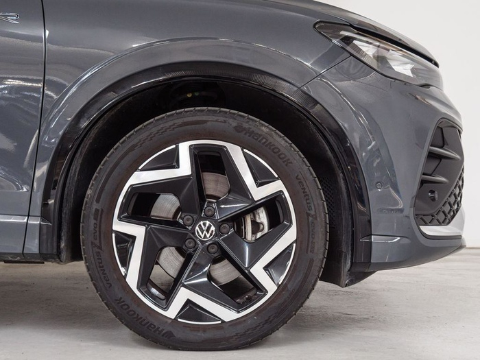 Renting Volkswagen Tiguan R-Line 2.0 TDI 110 kW (150 CV) DSG Ocasión 2 1