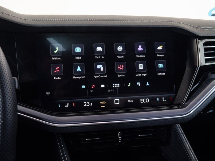 Renting Volkswagen Touareg R 3.0 V6 TSI eHybrid 4Motion 340 kW (462 CV) tiptronic Ocasión