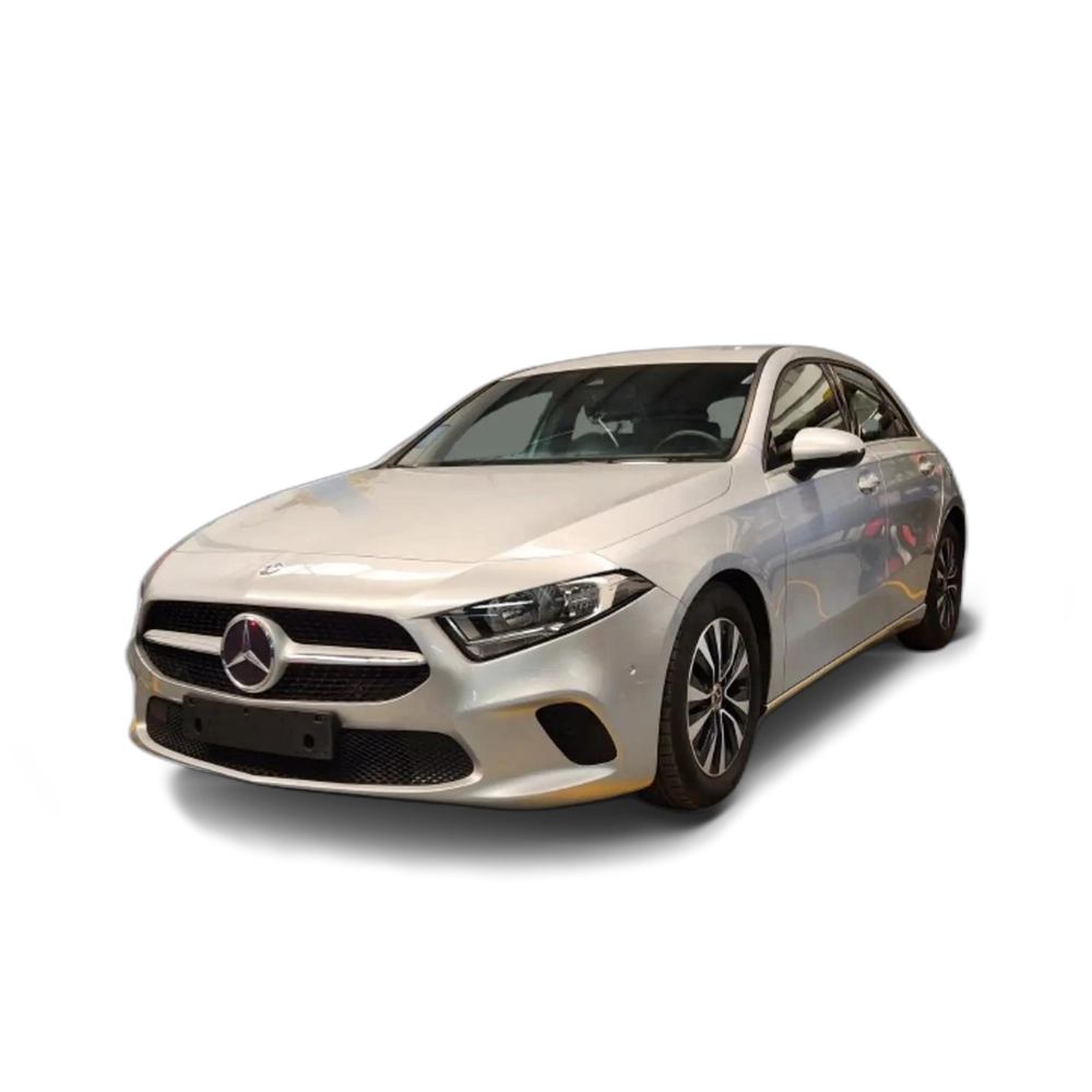 Renting Mercedes-Benz A 180 180d 7G-DCT Plateado