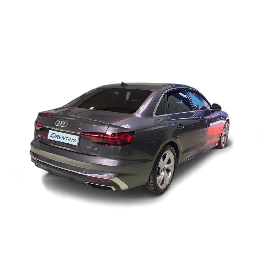 Renting Audi A4 35 TDI S line S tronic 120kW Gris