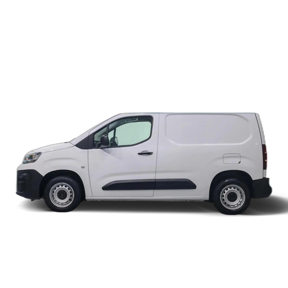 Renting Citroen Berlingo Van BlueHDi S&amp;S Talla M Control 100 Blanco 7