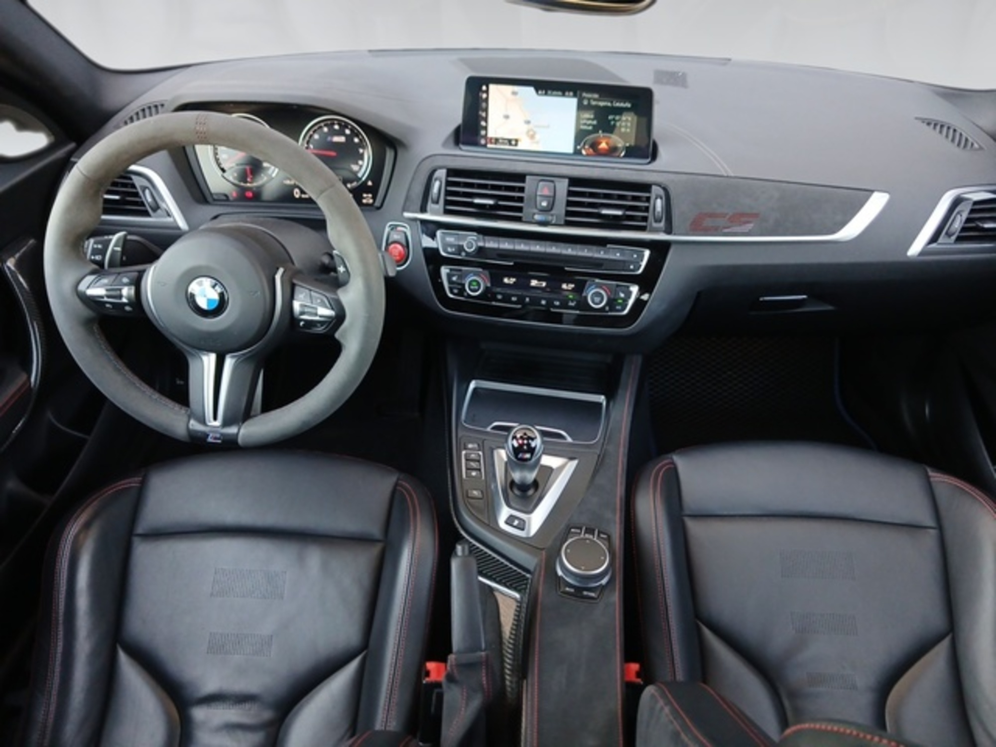 Renting BMW M M2 Coupe CS 331 kW (450 CV)
