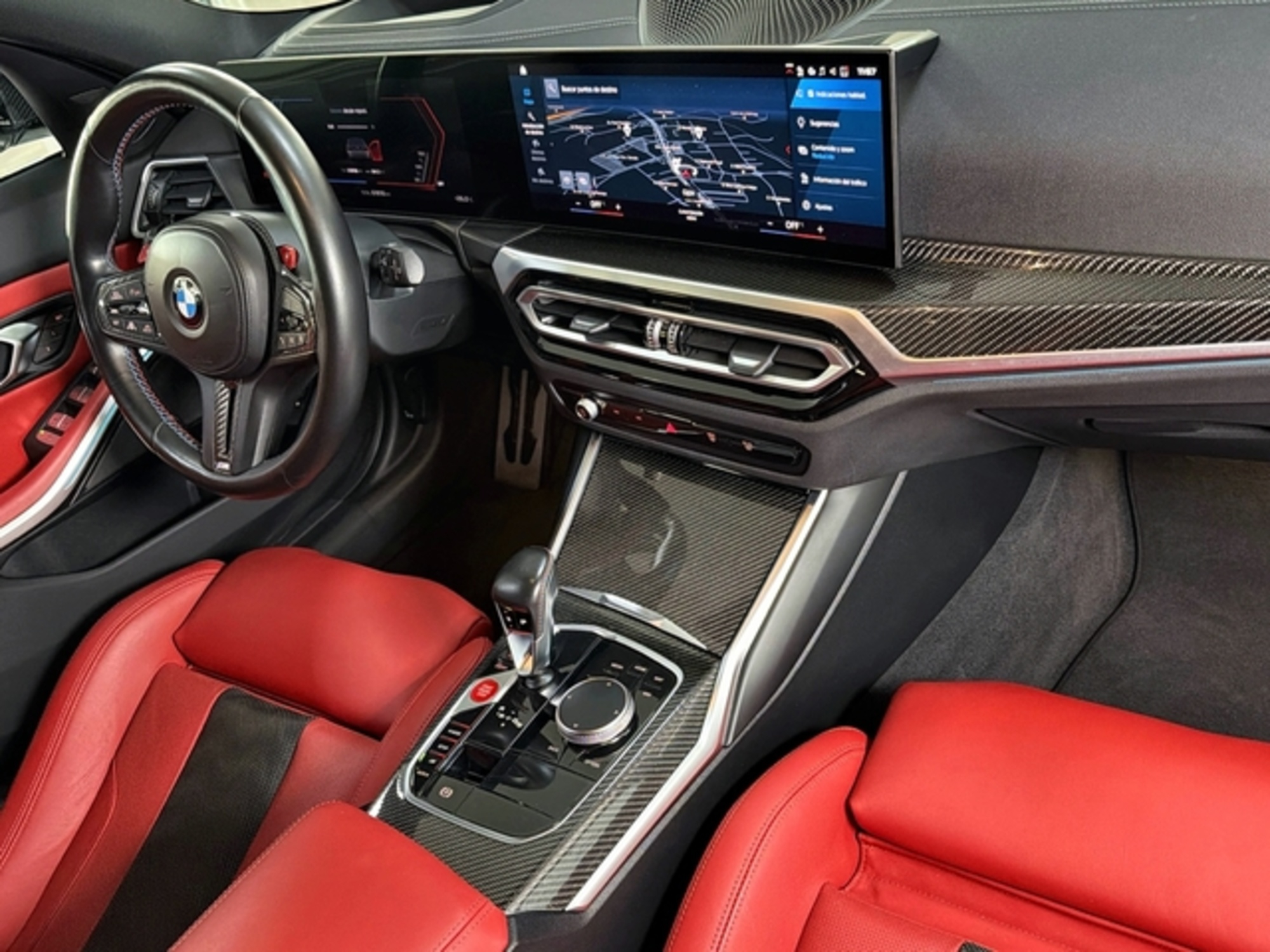Renting BMW M M3 Competition Touring xDrive 375 kW (510 CV) 1