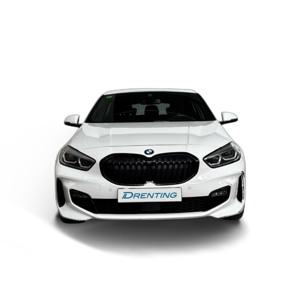 Renting BMW Serie 1 116d 85 kW (116 CV) 9