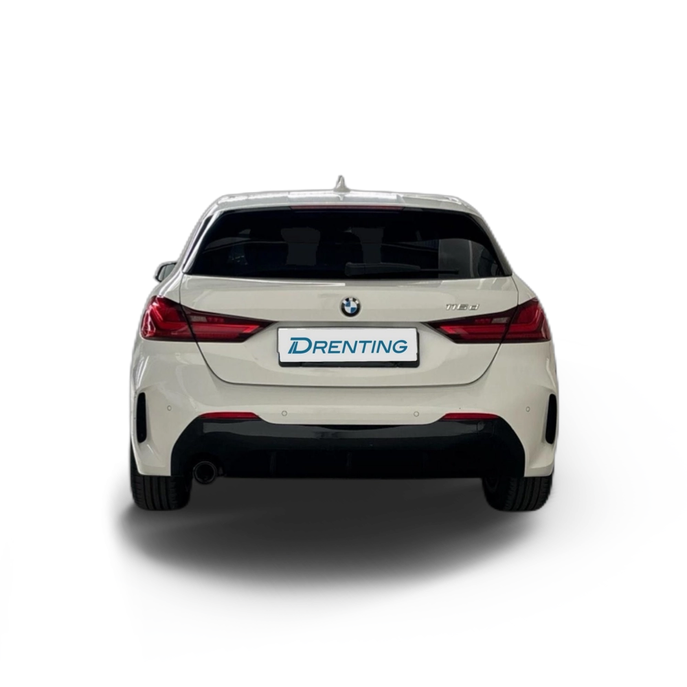 Renting BMW Serie 1 116d 85 kW (116 CV) 9