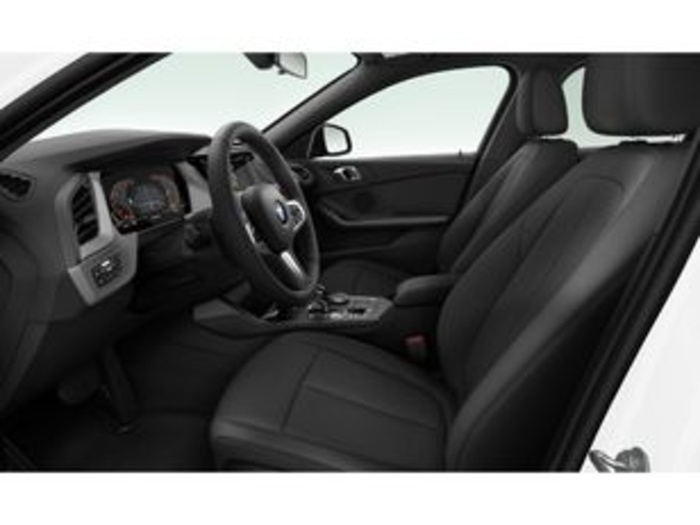 Renting BMW Serie 1 116d 85 kW (116 CV) 7