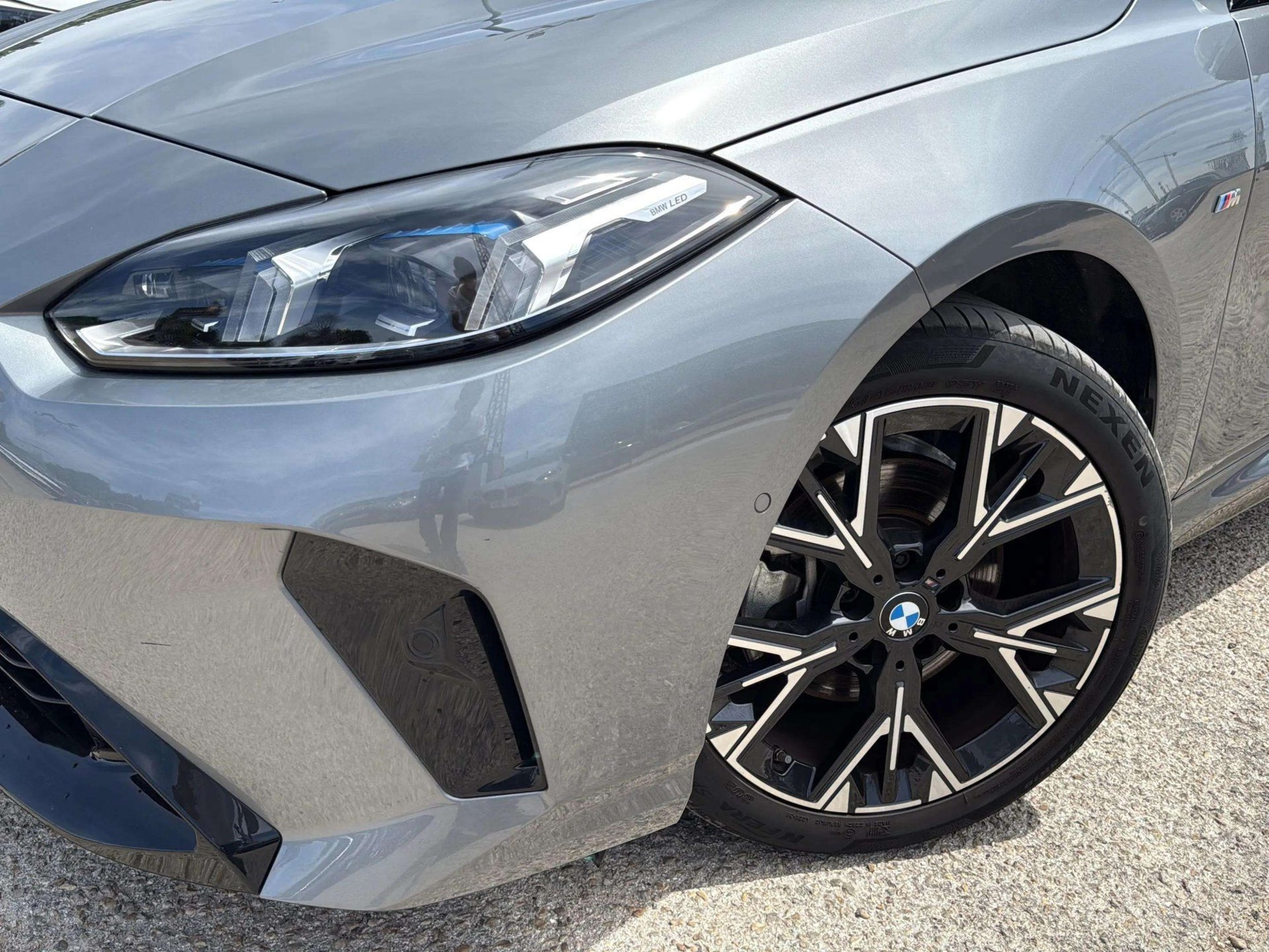 Renting BMW Serie 1 116i 90 kW (122 CV) 1