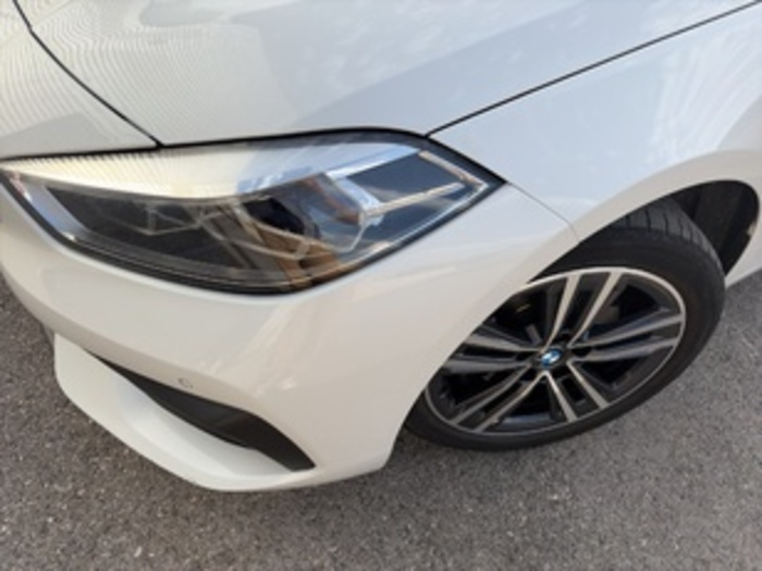 Renting BMW Serie 1 118d Business 110 kW (150 CV) 5