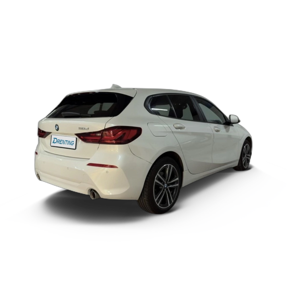 Renting BMW Serie 1 118d Business 110 kW (150 CV) 6 2