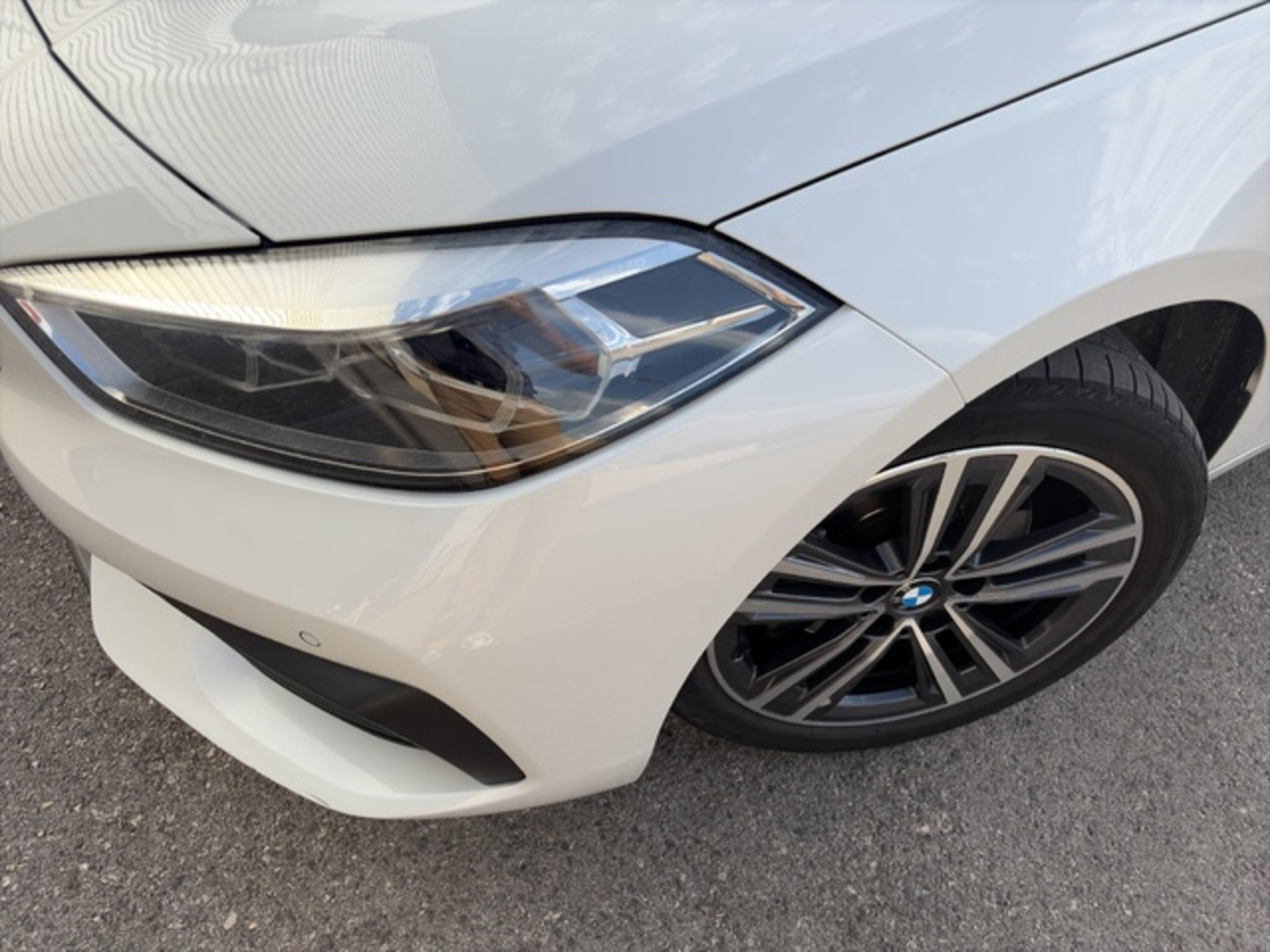 Renting BMW Serie 1 118d Business 110 kW (150 CV) 6 2