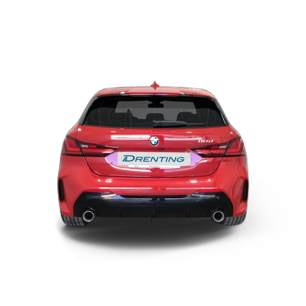 Renting BMW Serie 1 118d Business 110 kW (150 CV) 6 6