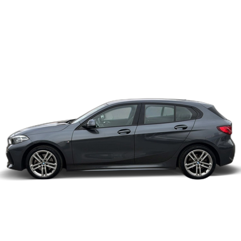 Renting BMW Serie 1 118d Business 110 kW (150 CV) 7 3