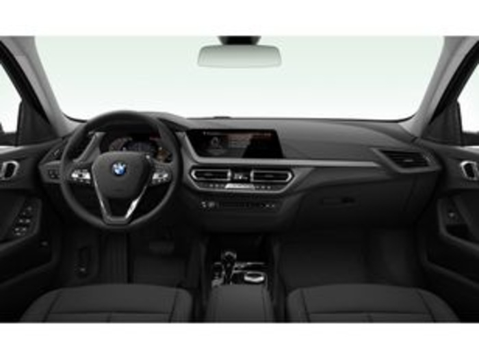 Renting BMW Serie 1 118i 103 kW (140 CV) 1