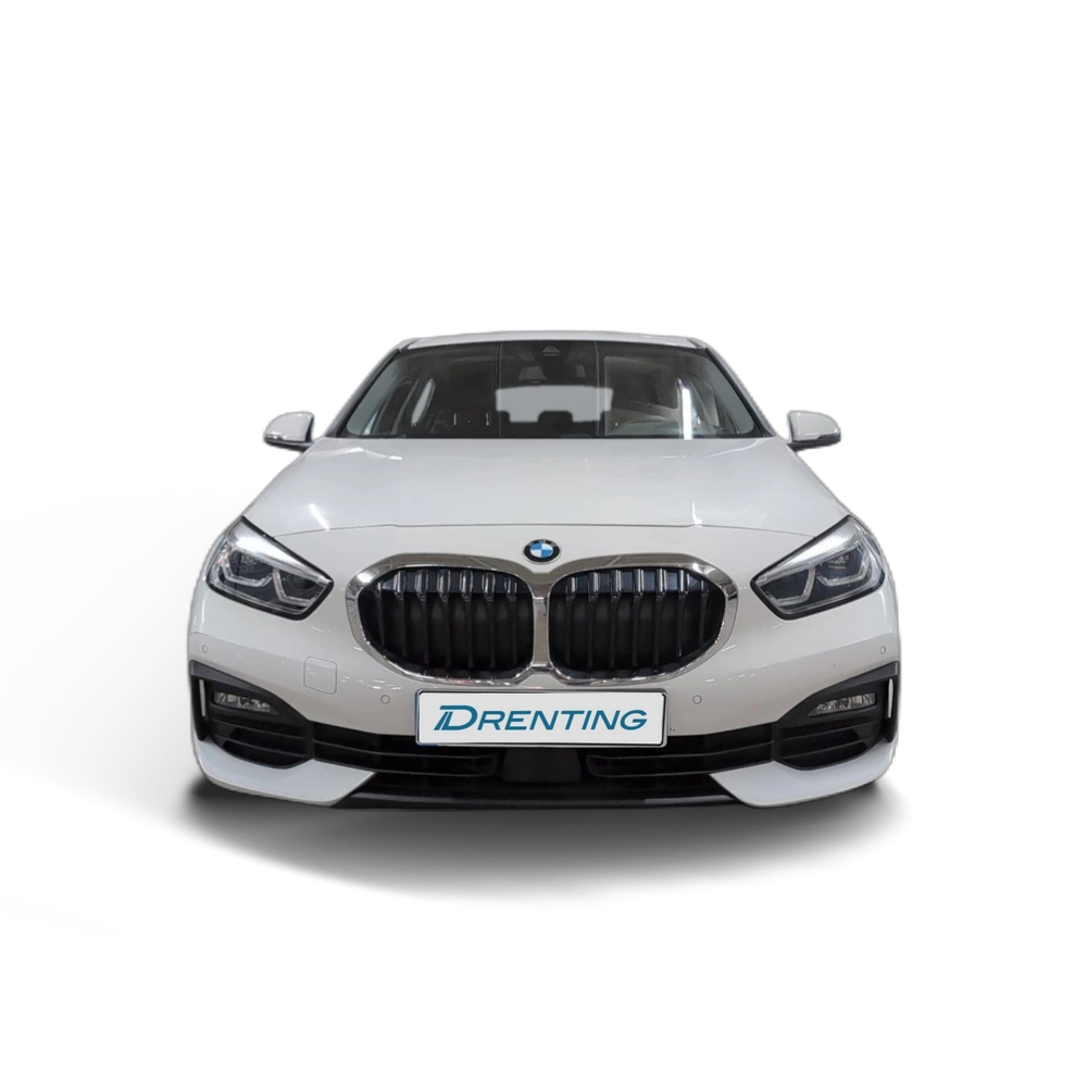 Renting BMW Serie 1 118i 103 kW (140 CV) 11