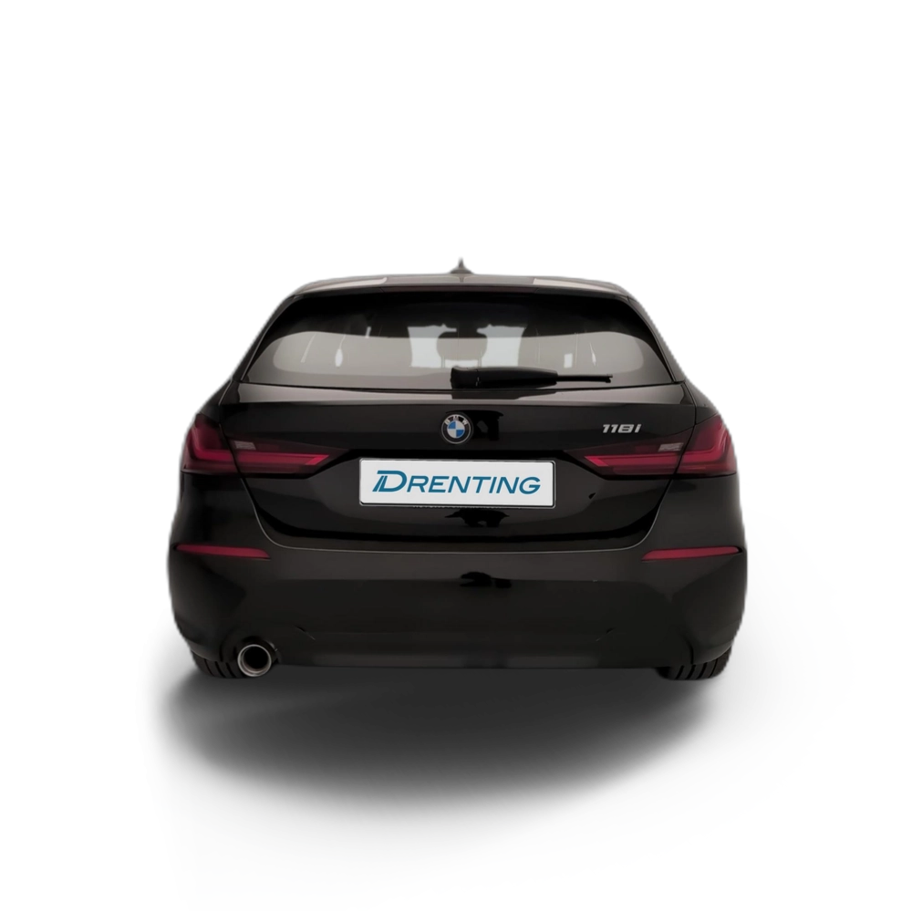 Renting BMW Serie 1 118i 103 kW (140 CV) 12 6