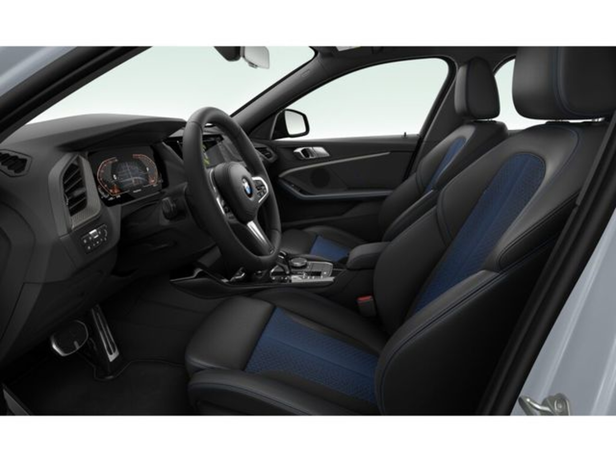 Renting BMW Serie 1 118i 103 kW (140 CV) 13