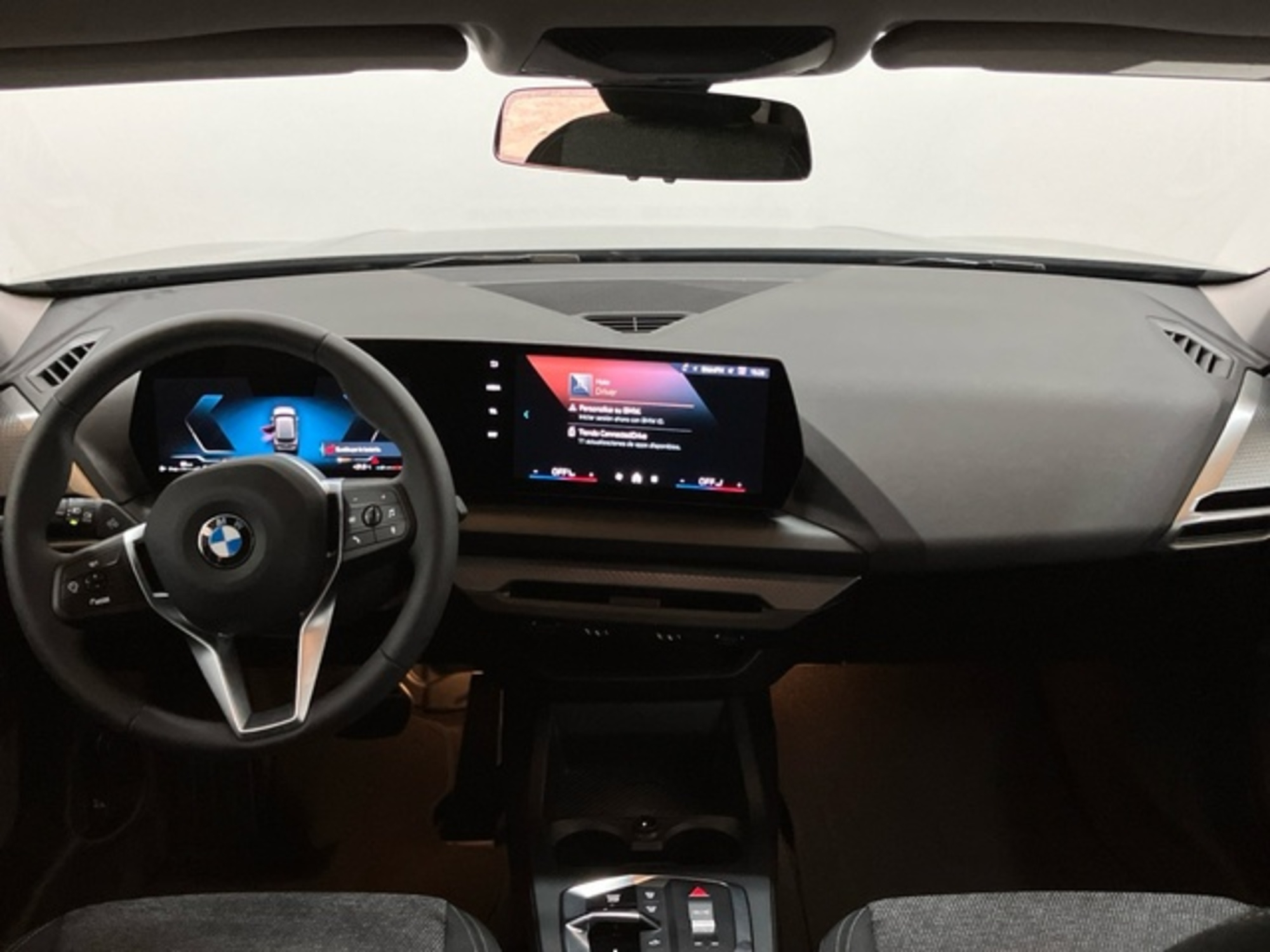 Renting BMW Serie 1 120d 120 kW (163 CV) 18 8