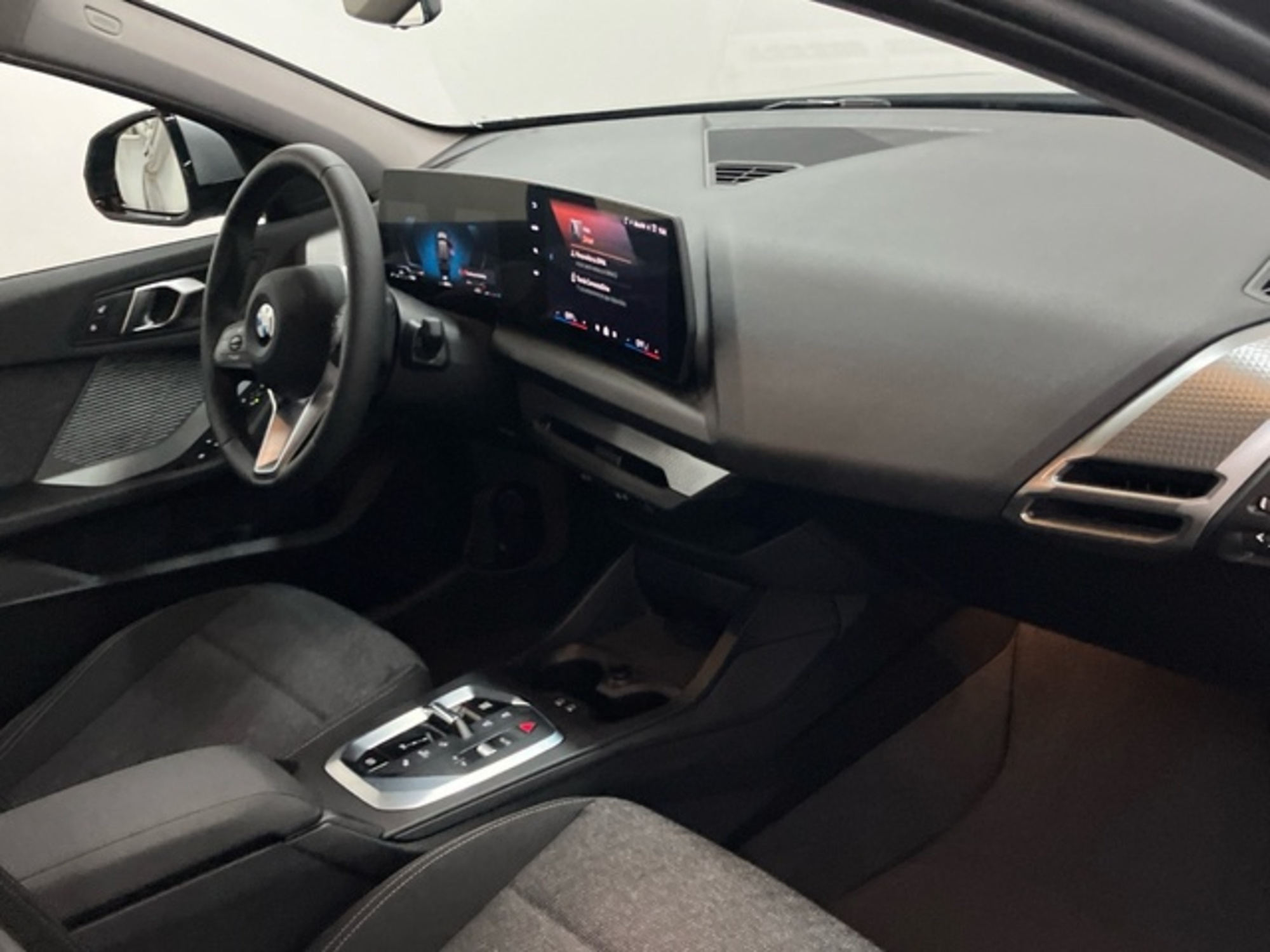 Renting BMW Serie 1 120d 120 kW (163 CV) 18 8