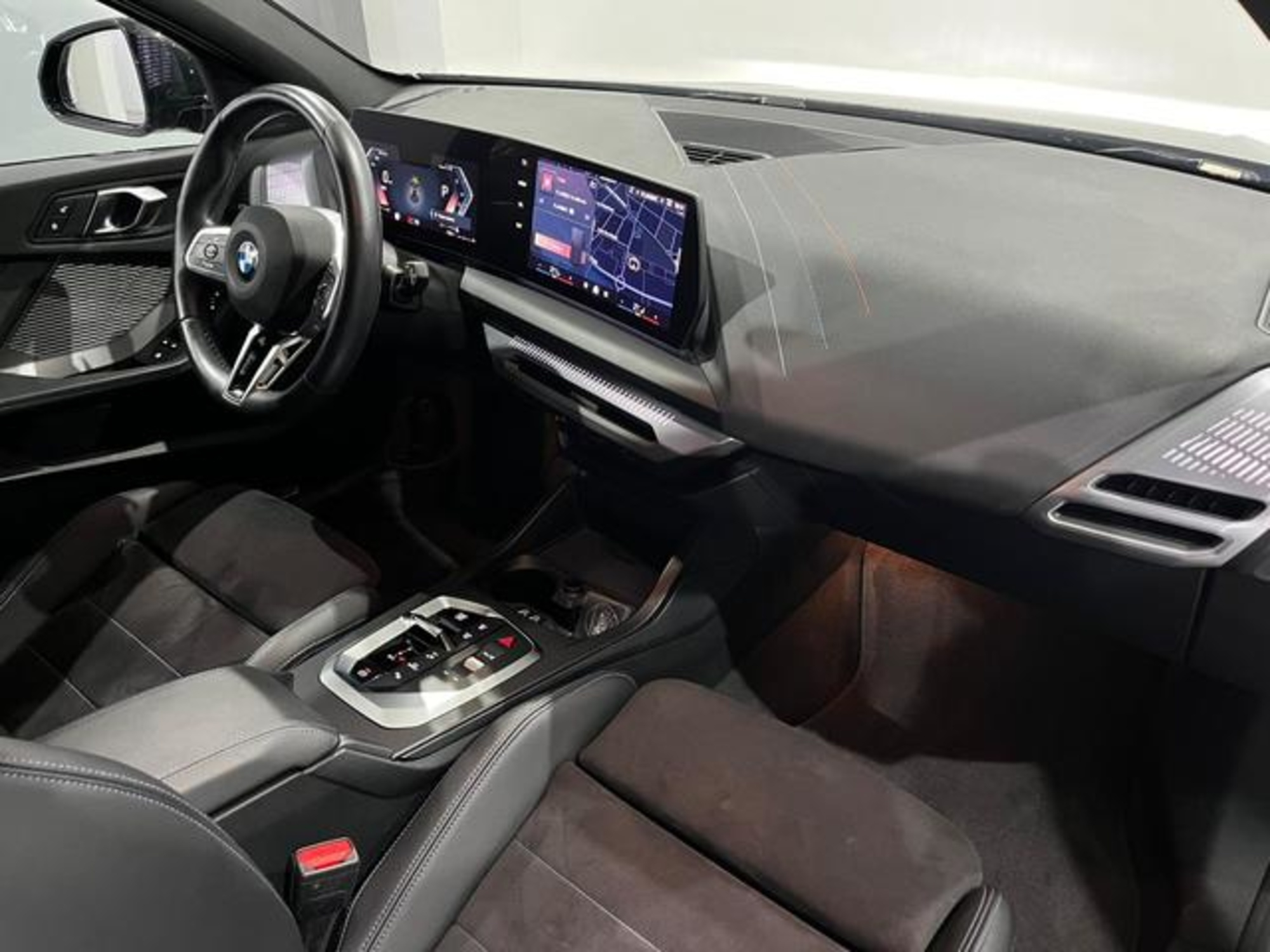 Renting BMW Serie 1 120d 120 kW (163 CV) 19 1