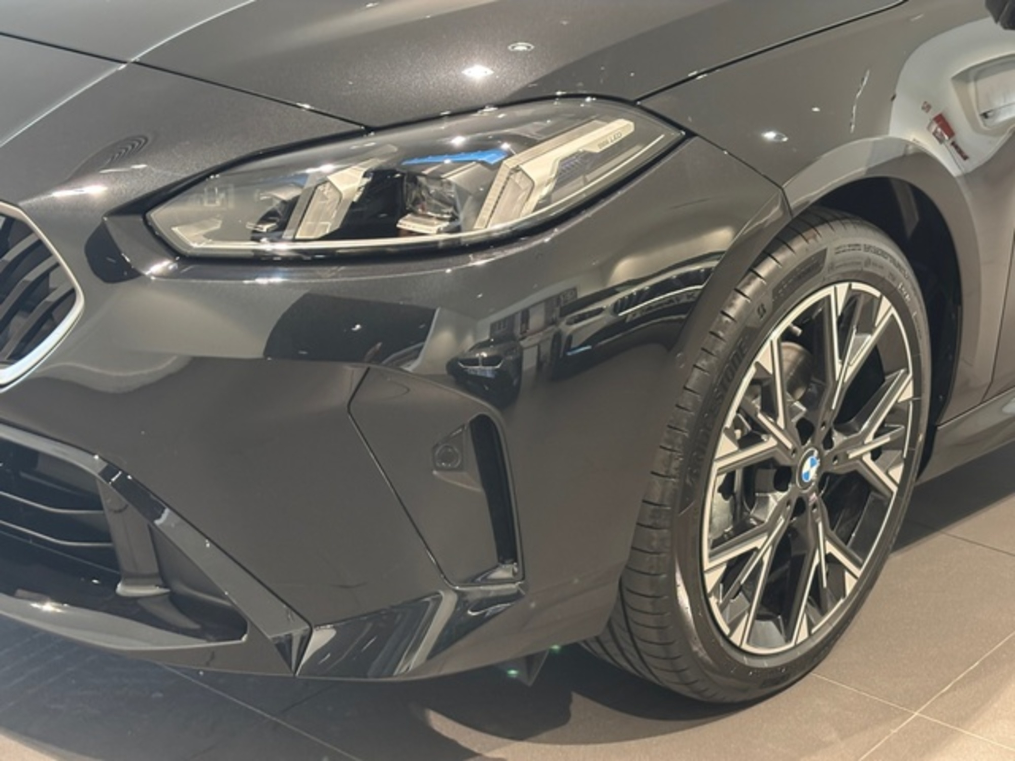 Renting BMW Serie 1 120d 120 kW (163 CV) 5 3