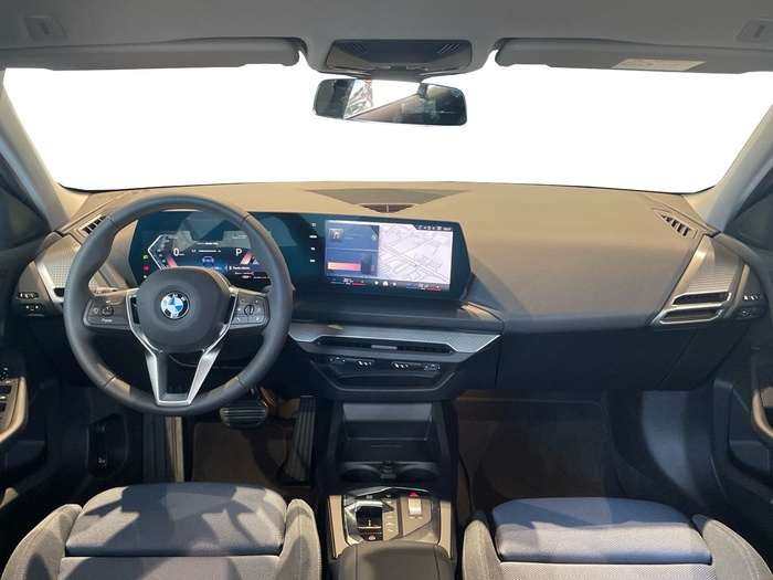 Renting BMW Serie 1 120i 125 kW (170 CV) 14 2