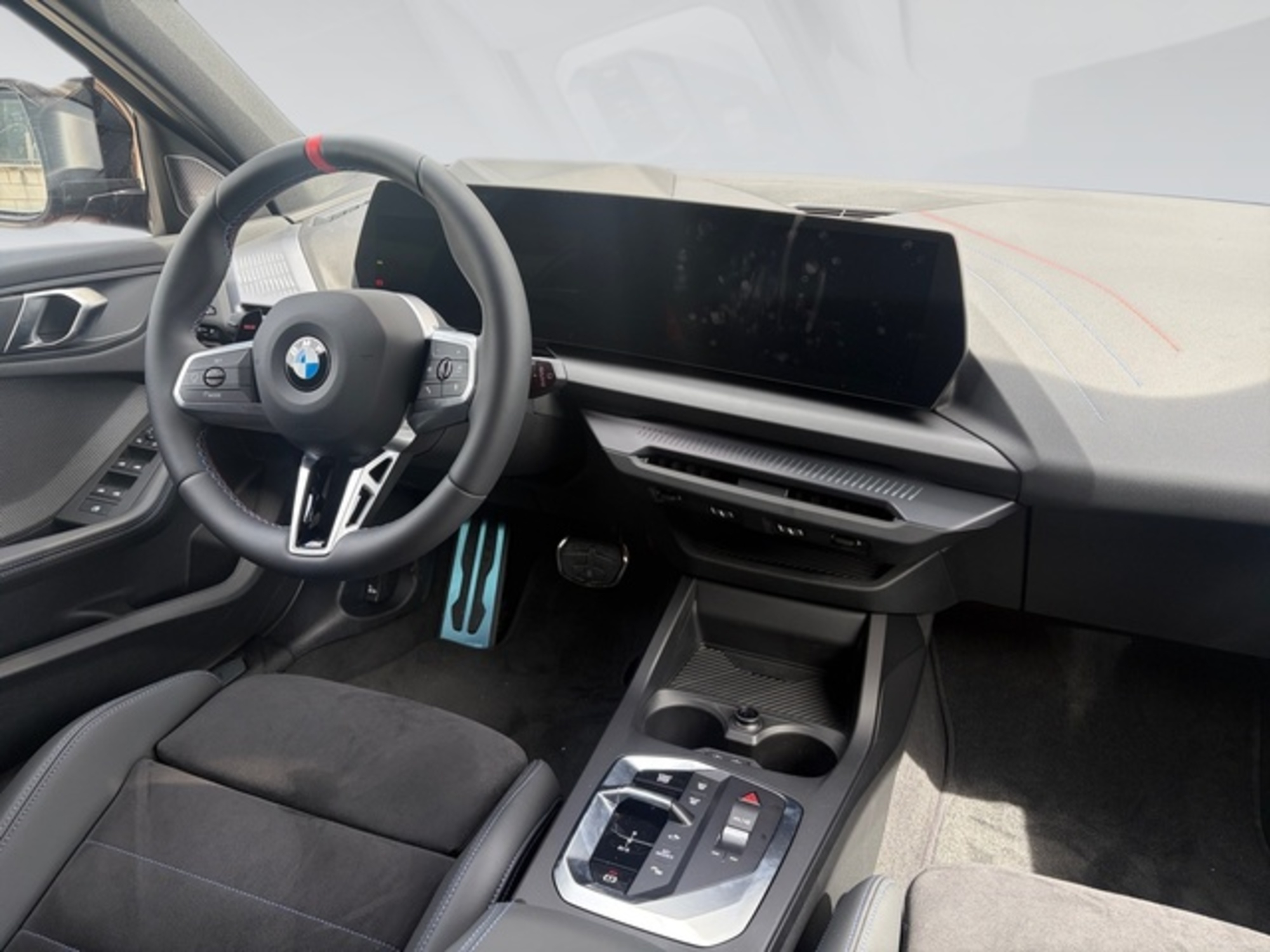 Renting BMW Serie 1 M135i xDrive 221 kW (300 CV) 5