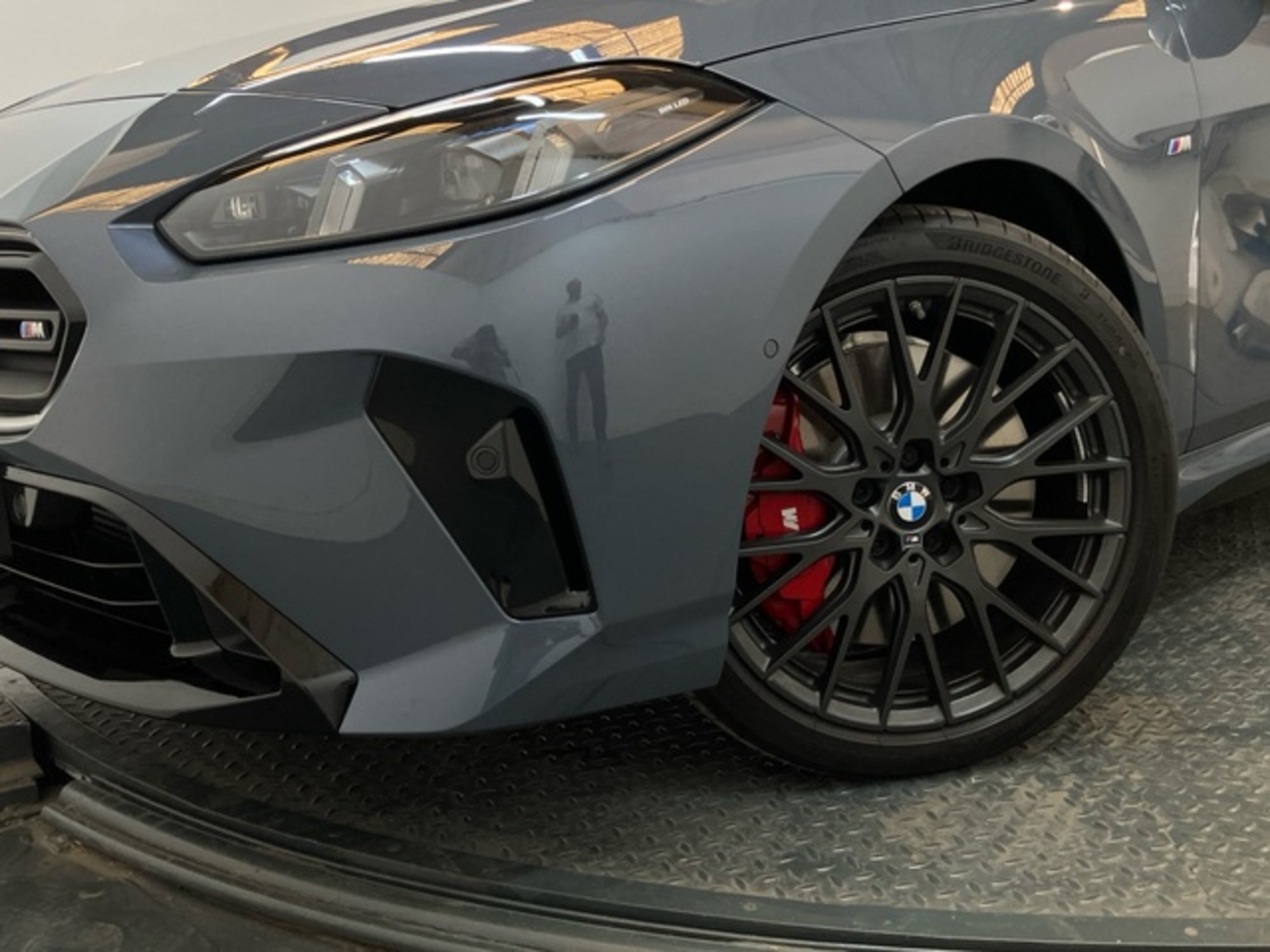 Renting BMW Serie 1 M135i xDrive 221 kW (300 CV) 7