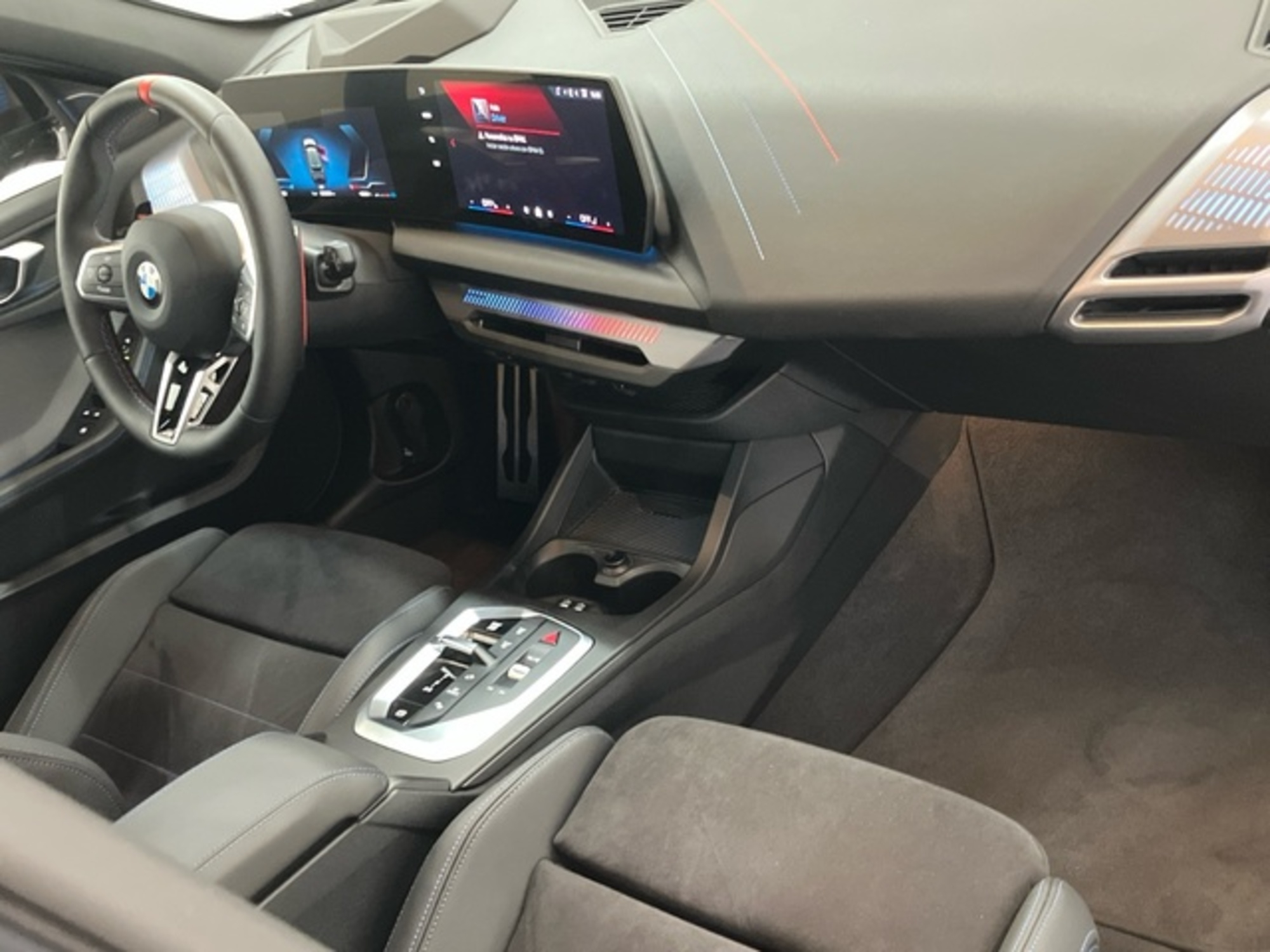 Renting BMW Serie 1 M135i xDrive 221 kW (300 CV) 7